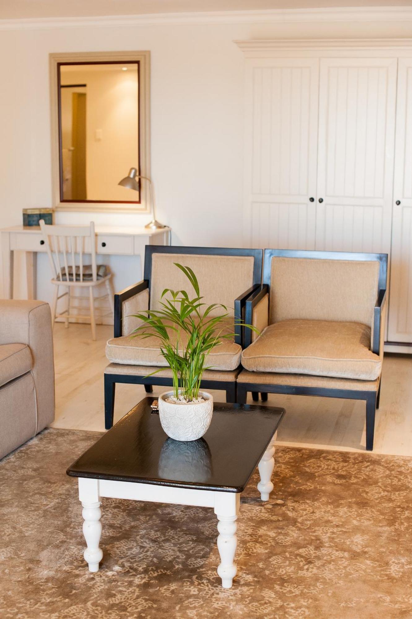 Four Palms Accommodation Durbanville Exterior foto