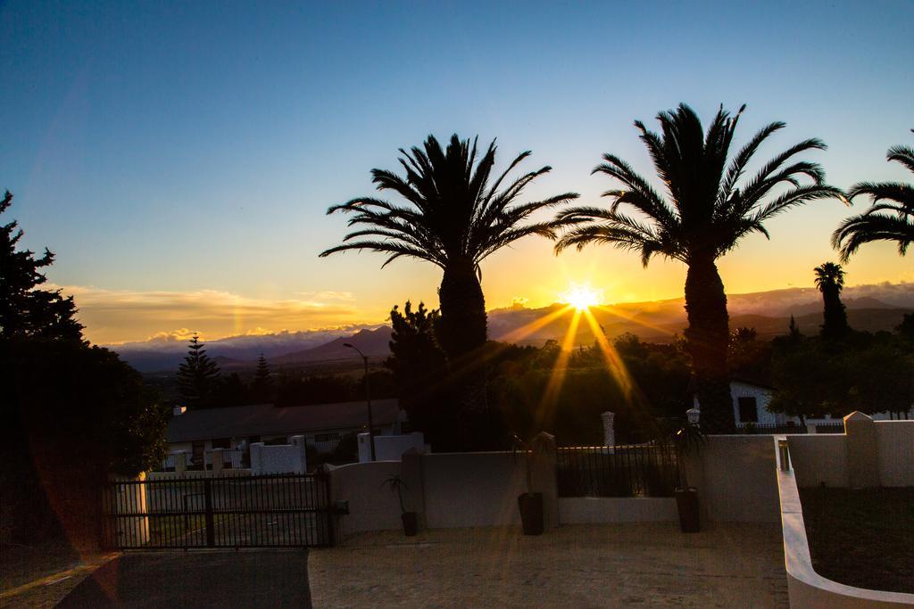 Four Palms Accommodation Durbanville Exterior foto