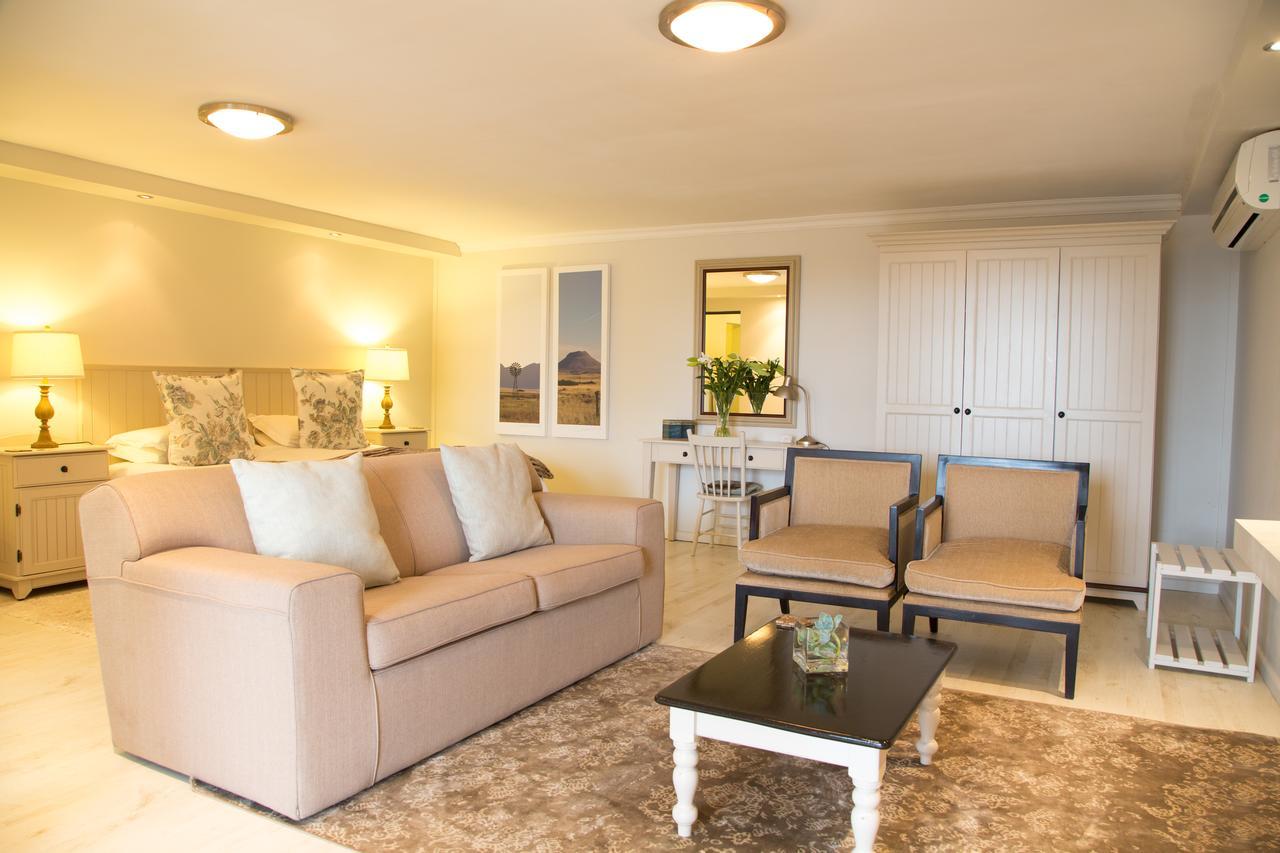 Four Palms Accommodation Durbanville Exterior foto